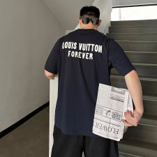 [루이비통] 인버티드 빅 브이 로고 티셔츠