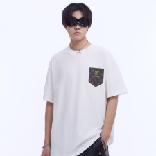 [루이비통] 모노그램 포켓 로고 티셔츠