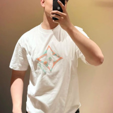 [루이비통] 그라디언트 로고 프린트 티셔츠