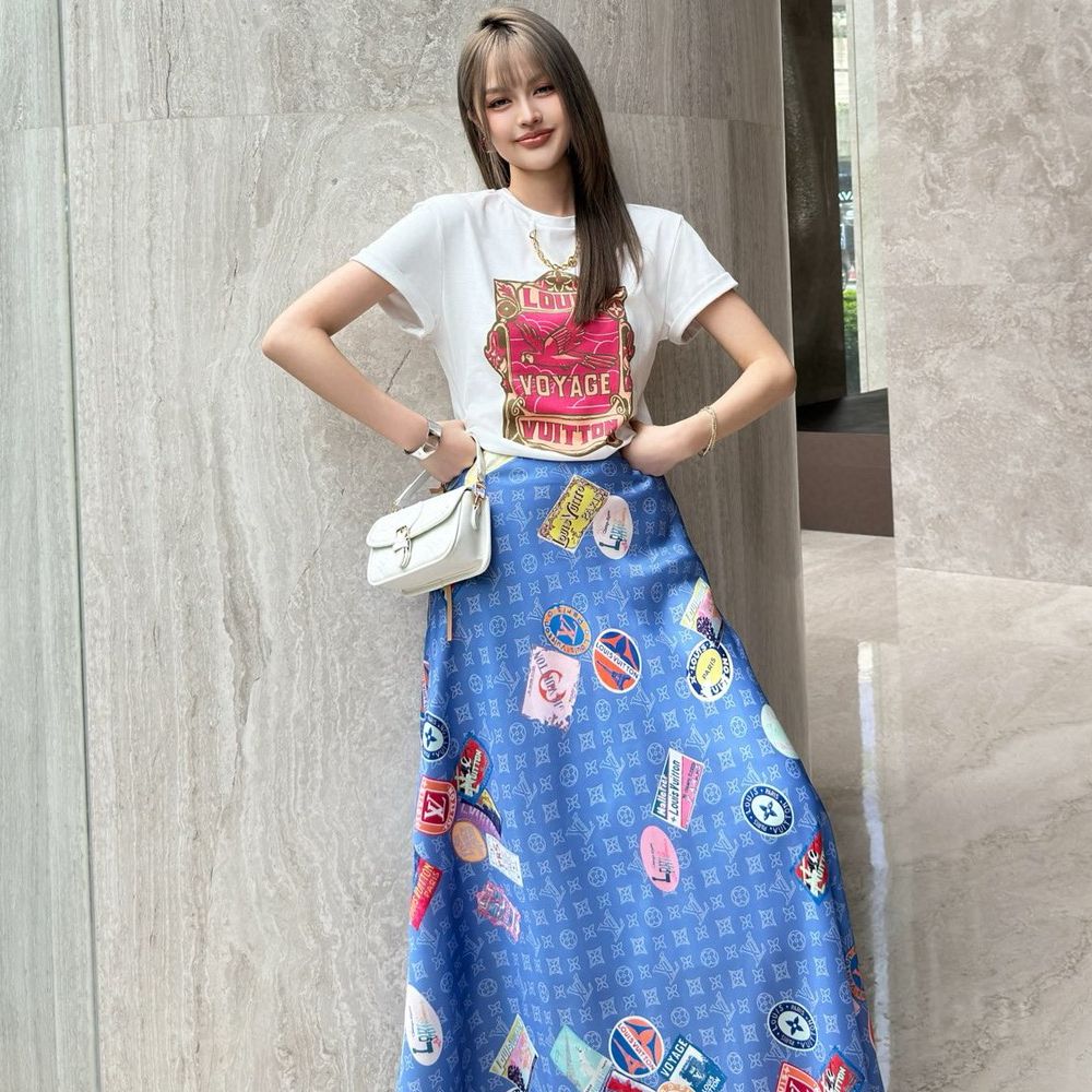 [루이비통]클래식 모노그램 프린트 체인 티셔츠