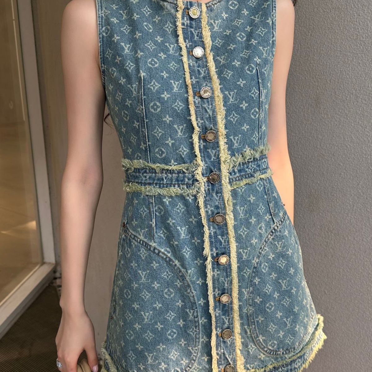 [루이비통] 데님 슬리브리스 드레스