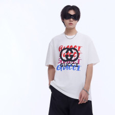 [구찌] 그라디언트 슬로건 더블 G 프린트 티셔츠