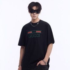 [구찌] 더블 G 컬러 스트라이프 자수 티셔츠