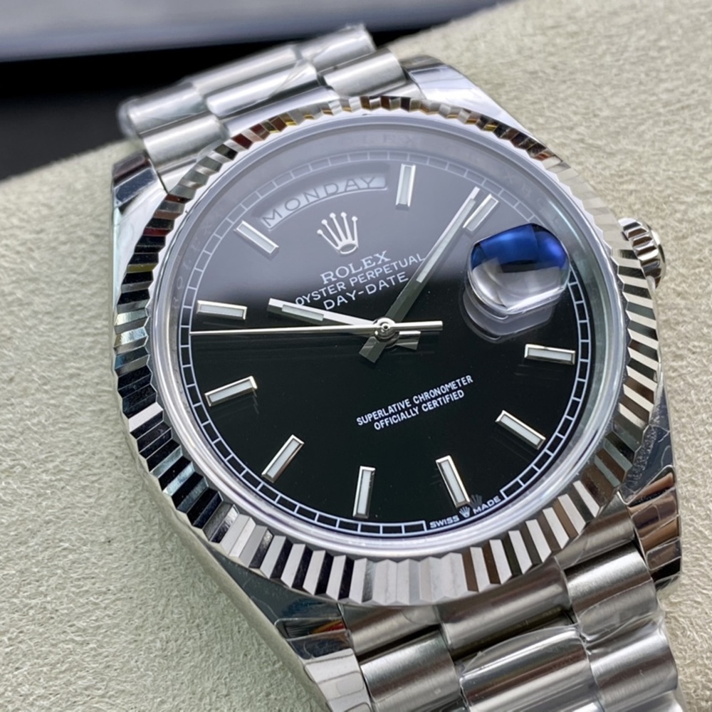 [롤렉스] 롤렉스 데이데이트 40MM 228239 프레지던트 블랙 다이얼 Fluted bezel (플루티드 베젤) Rolex DayDate
