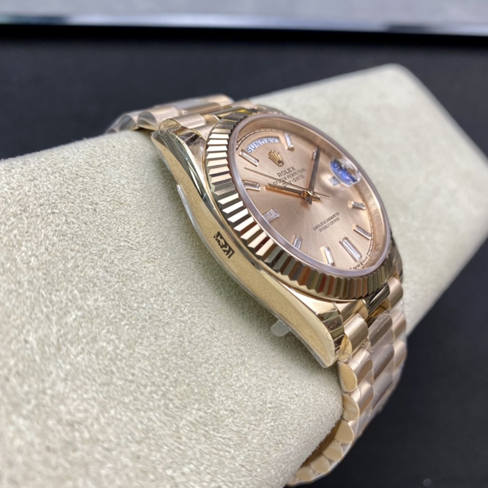 [롤렉스] 롤렉스 데이데이트 40MM 228239 프레지던트 로즈골드 다이얼 Fluted bezel (플루티드 베젤) Rolex DayDate