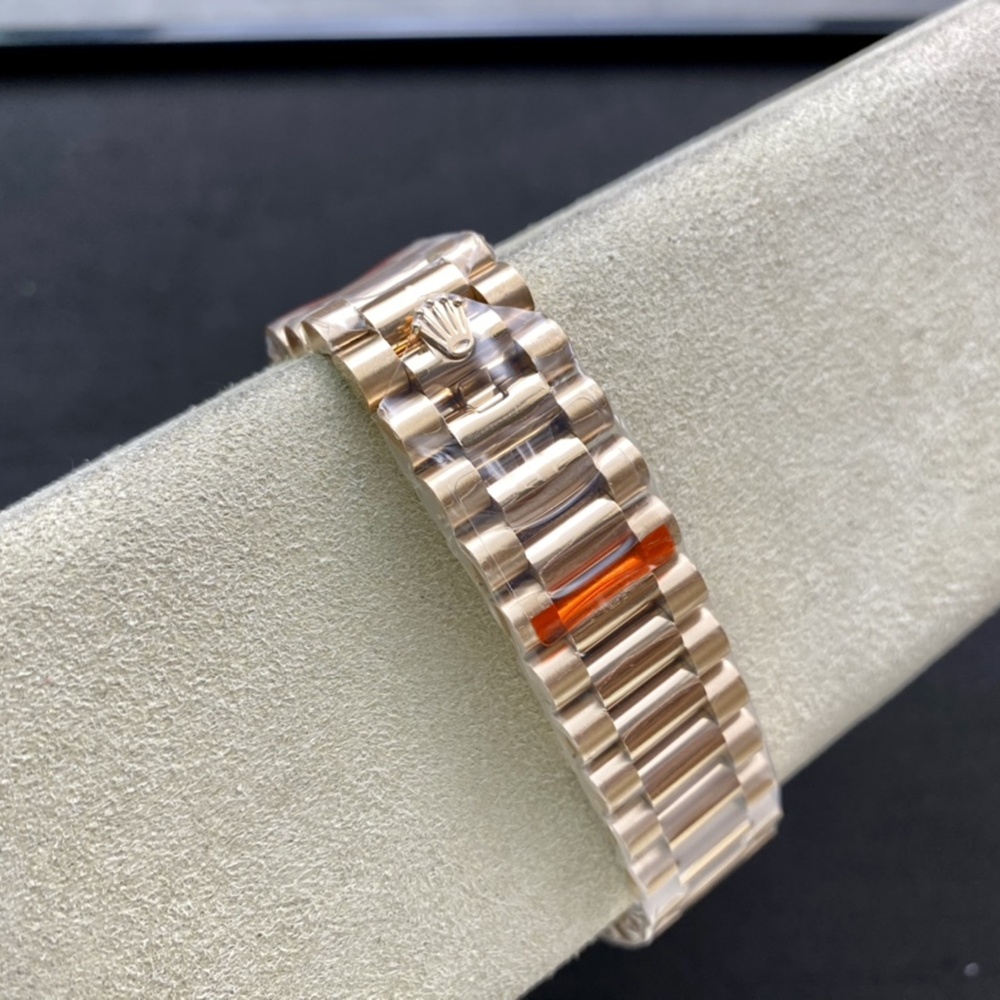 [롤렉스] 롤렉스 데이데이트 40MM 228239 프레지던트 핑크 다이얼 Fluted bezel (플루티드 베젤) Rolex DayDate