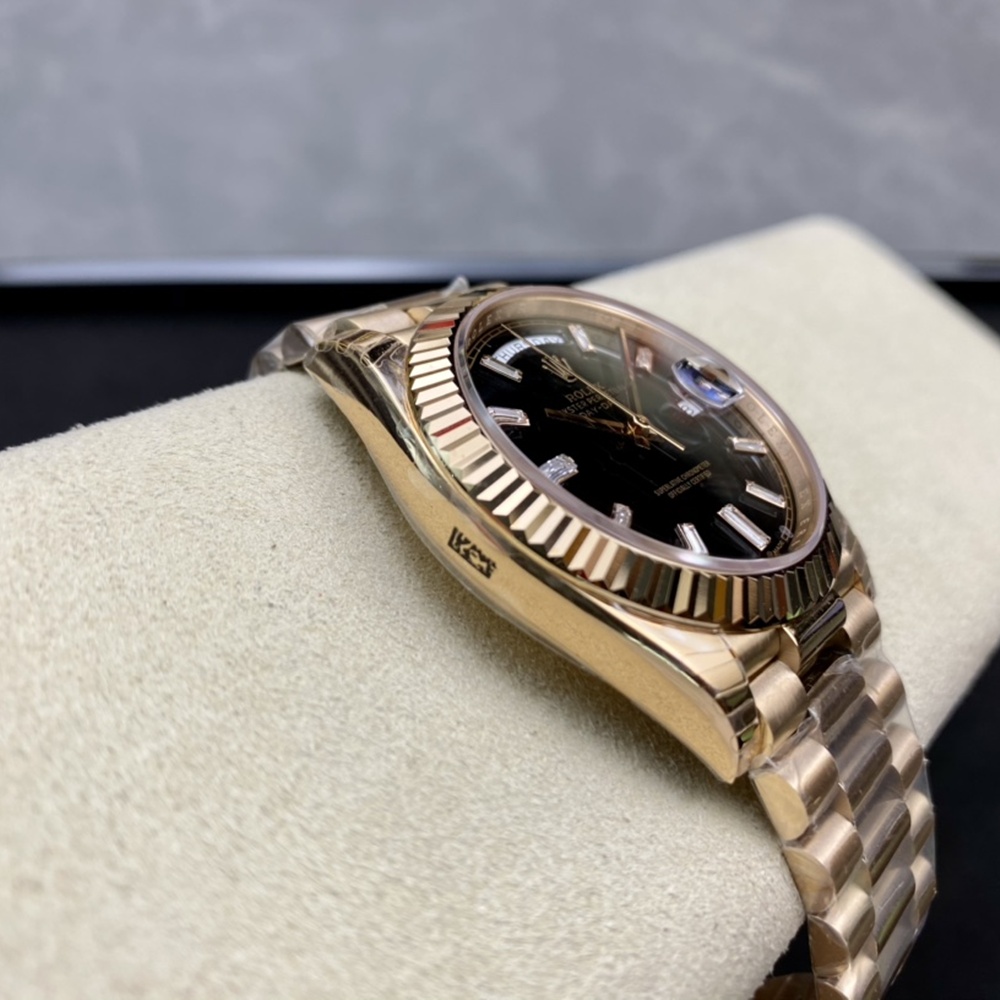 [롤렉스] 롤렉스 데이데이트 40MM 228239 프레지던트 로즈골드 블랙 다이얼 Fluted bezel (플루티드 베젤) Rolex DayDate