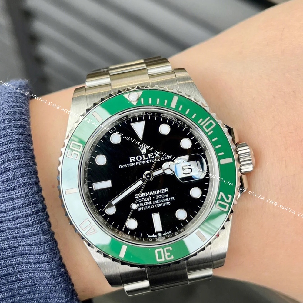 [롤렉스] Rolex 신형 서브마리너 스타벅스 40/41mm Submariner Date  Mens Watch OYSTER PERPETUAL M126610LN - 롤렉스 Submariner 데이트  오이스터스틸