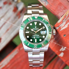 [롤렉스] Rolex 신형 서브마리너 헐크 그린그린 40/41mm Submariner Date  Mens Watch OYSTER PERPETUAL M126610LN - 롤렉스 Submariner 데이트  오이스터스틸