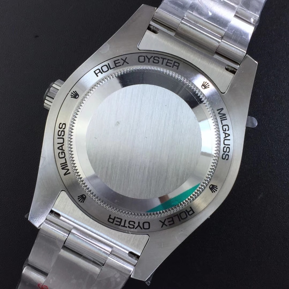 [롤렉스] Rolex Milgauss  Ref. 116400GV 40mm 밀가우스 실버 블랙 다이얼 Stainless Steel