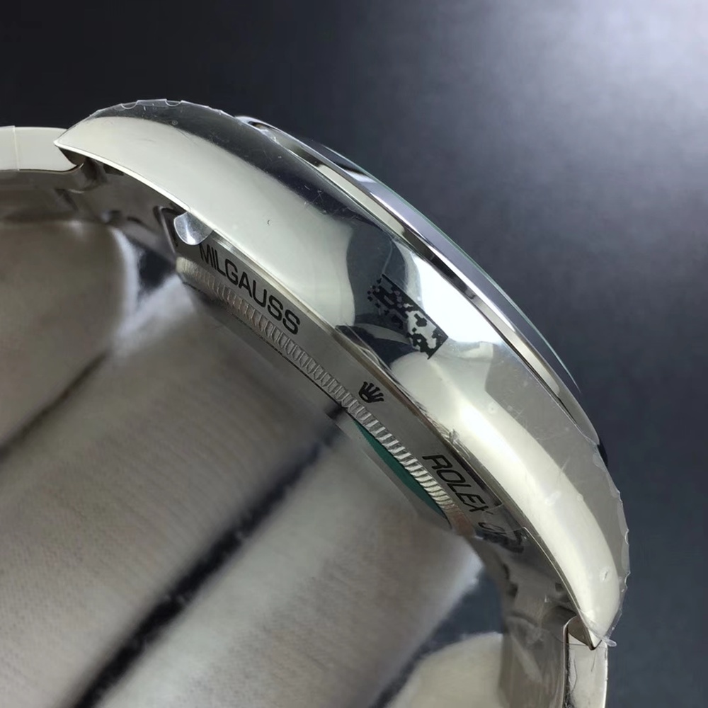 [롤렉스] Rolex Milgauss  Ref. 116400GV 40mm 밀가우스 실버 썬레이 그린 다이얼 Stainless Steel