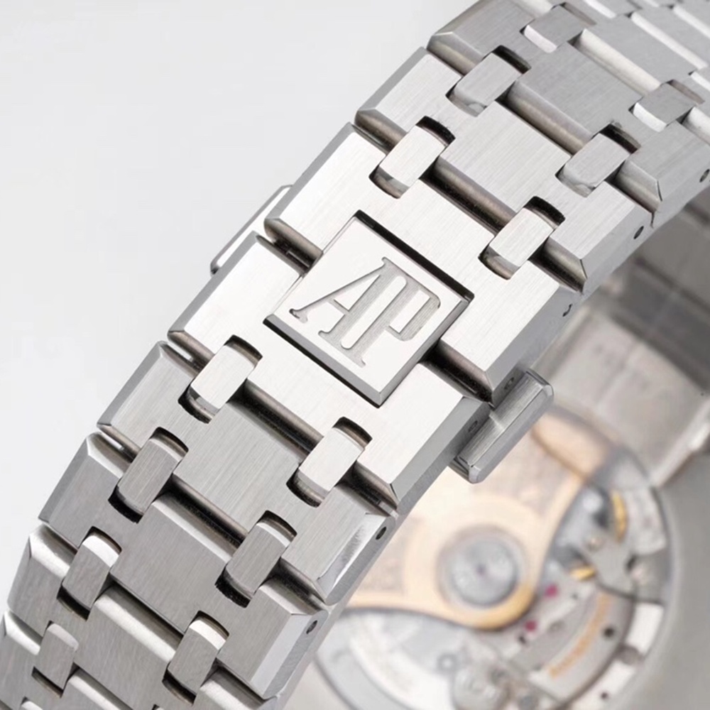 [오데마피게] 인덱스 화이트 다이얼 Audemars Piguet Royal Oak 15450- 오데마피게 로얄오크 15500st  41mm