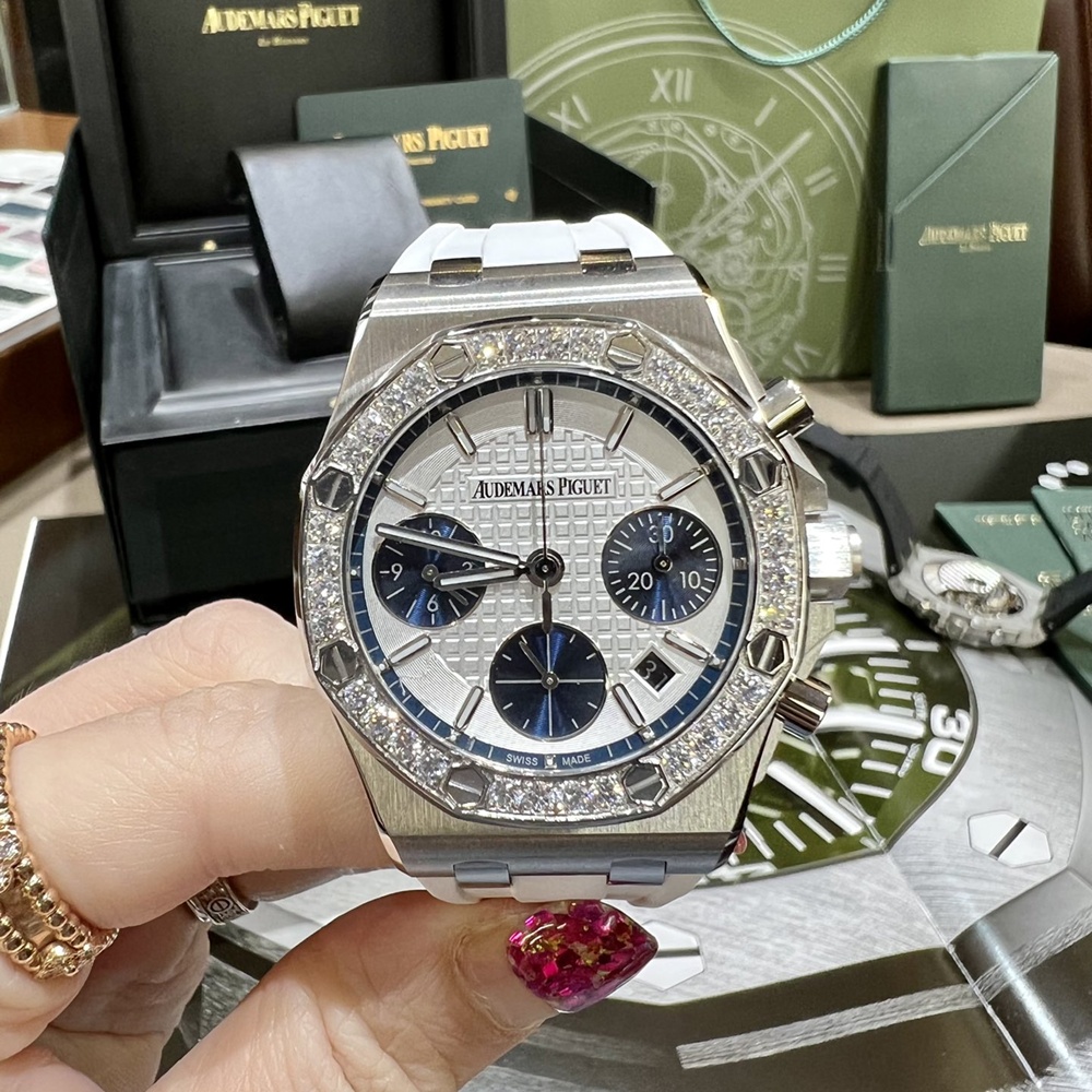 [오데마피게] Audemars Piguet Royal Oak 15451OR - 오데마피게 로얄오크 15451OR  37mm