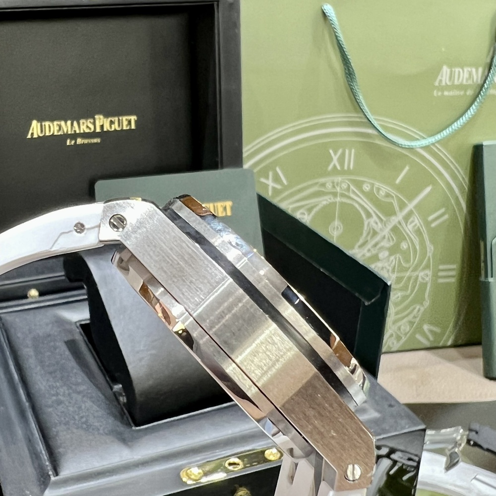 [오데마피게] Audemars Piguet Royal Oak 15451OR - 오데마피게 로얄오크 15451OR  37mm