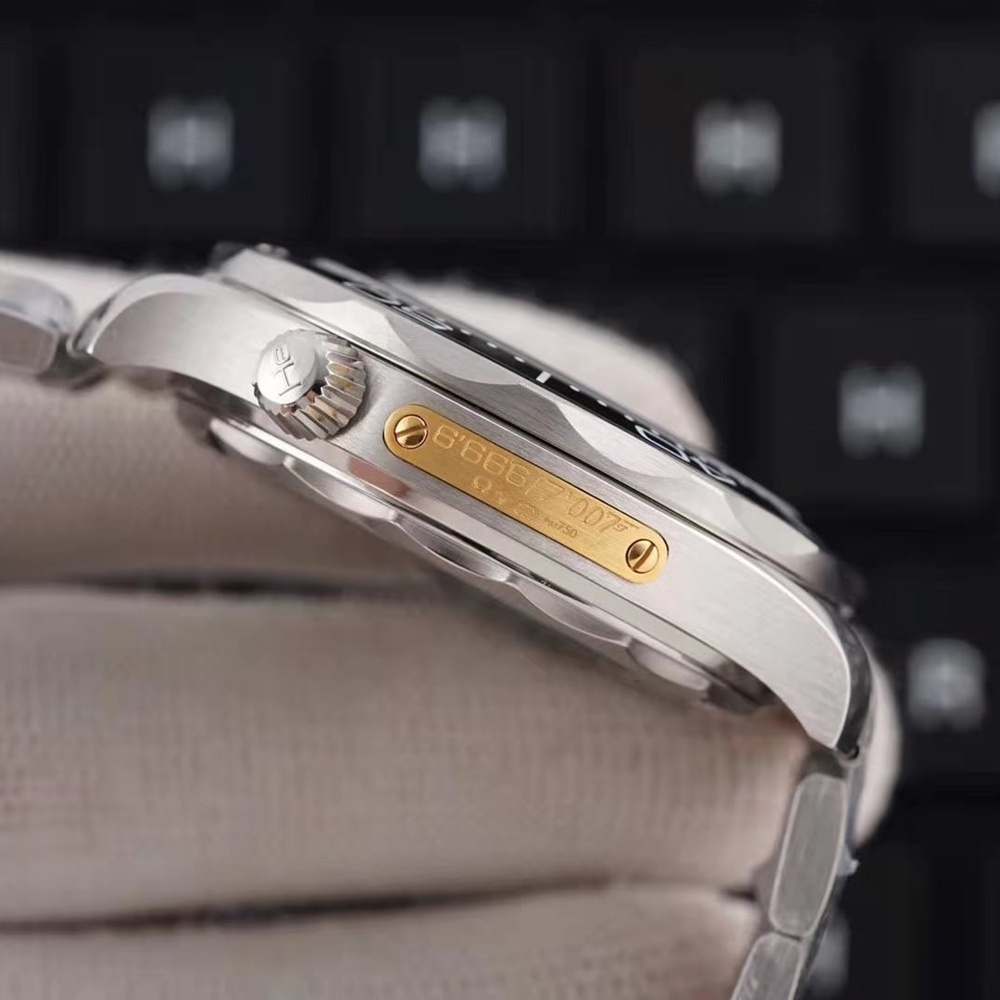 [오메가] 씨마스터 다이버 007 프로패셔널300M Seamaster Diver 300M 42mm