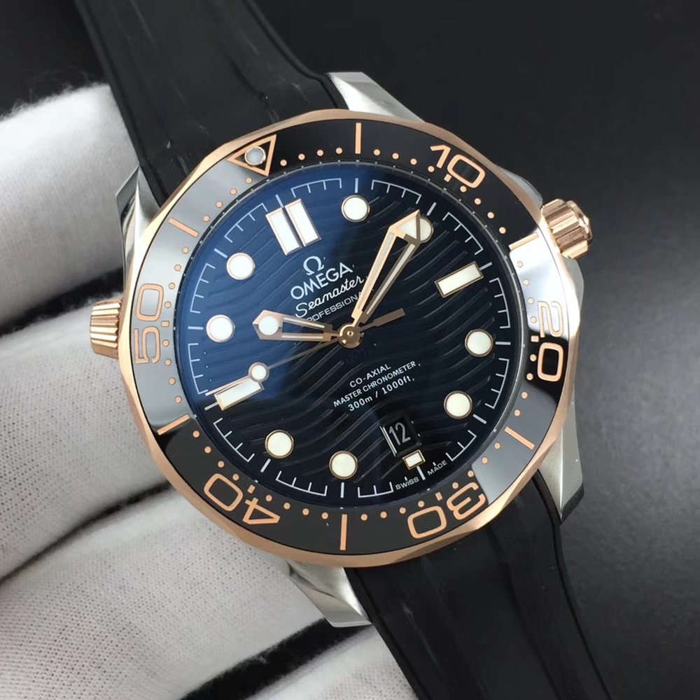 [오메가] 씨마스터 프로페셔널 다이버 코엑시얼 크로노미터 300M Seamaster Diver 300M Co‑Axial Master Chronometer Chronograph  42mm