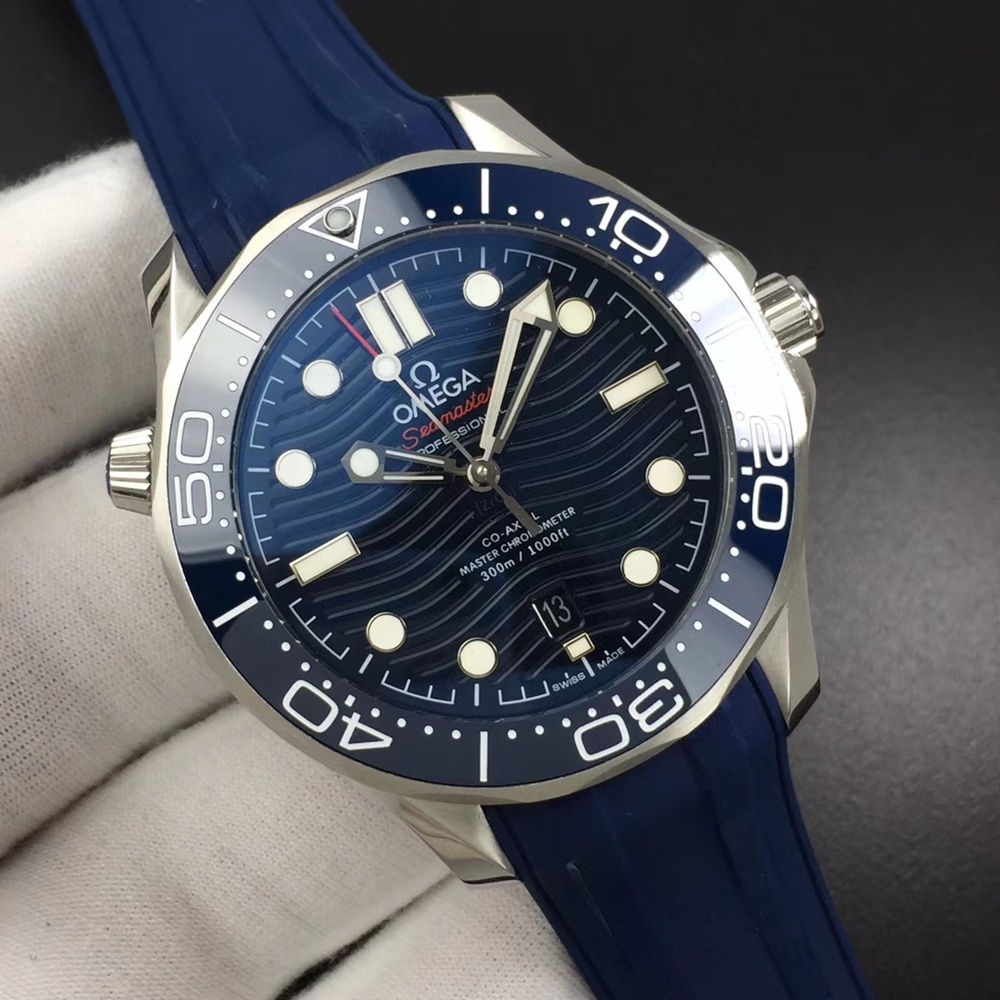 [오메가] 씨마스터 프로페셔널 다이버 코엑시얼 크로노미터 300M Seamaster Diver 300M Co‑Axial Master Chronometer Chronograph  42mm