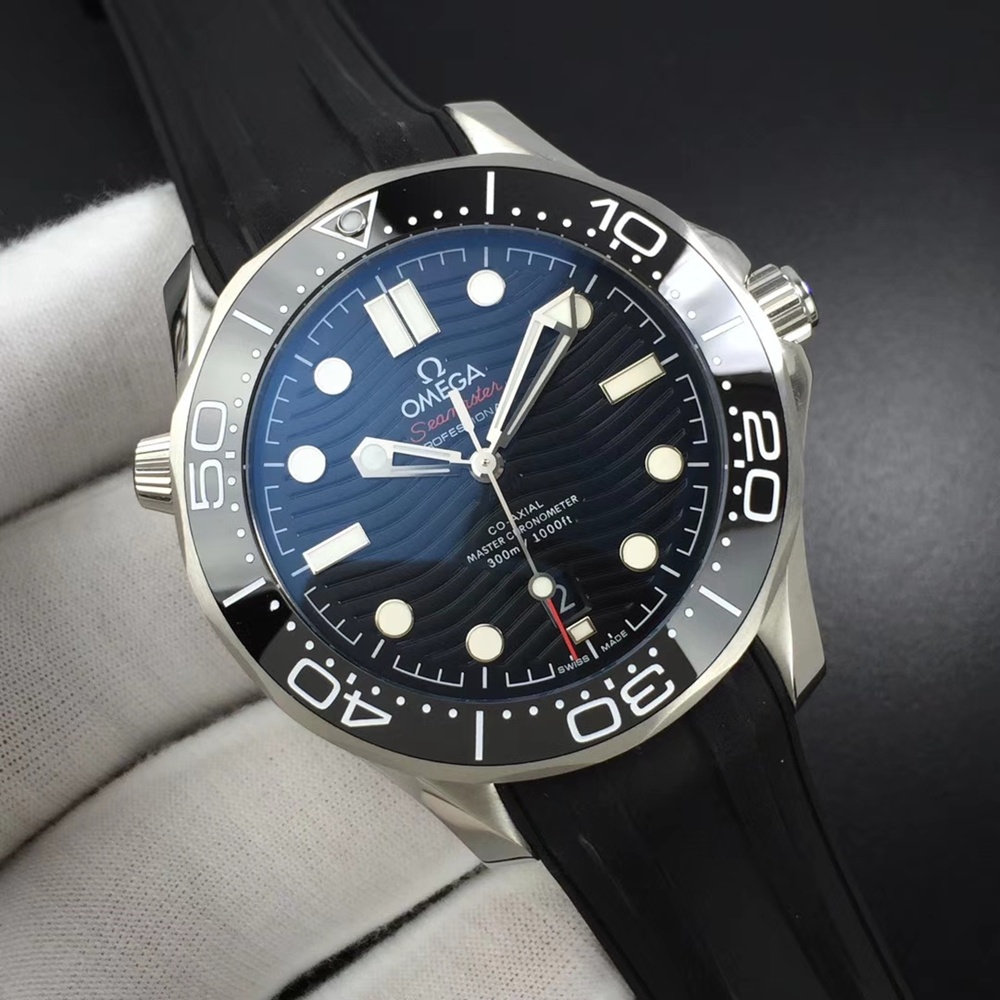 [오메가] 씨마스터 프로페셔널 다이버 코엑시얼 크로노미터 300M Seamaster Diver 300M Co‑Axial Master Chronometer Chronograph  42mm