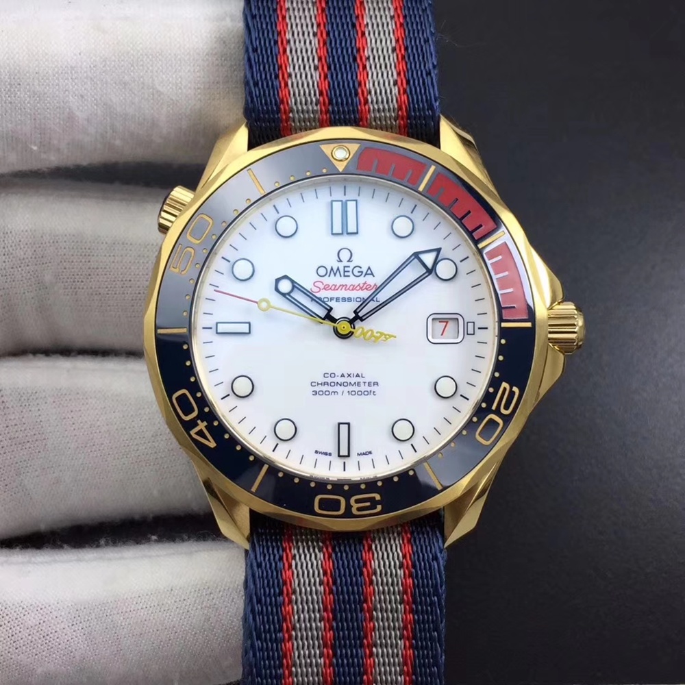 [오메가] 씨마스터 프로페셔널 다이버 코엑시얼 크로노미터 300M Seamaster Diver 300M Co‑Axial Master Chronometer Chronograph  42mm