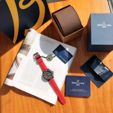 [브라이틀링] Breitling Avenger Chronograph 45mm - 브라이틀링 어벤져 크로노그래프 43/45mm