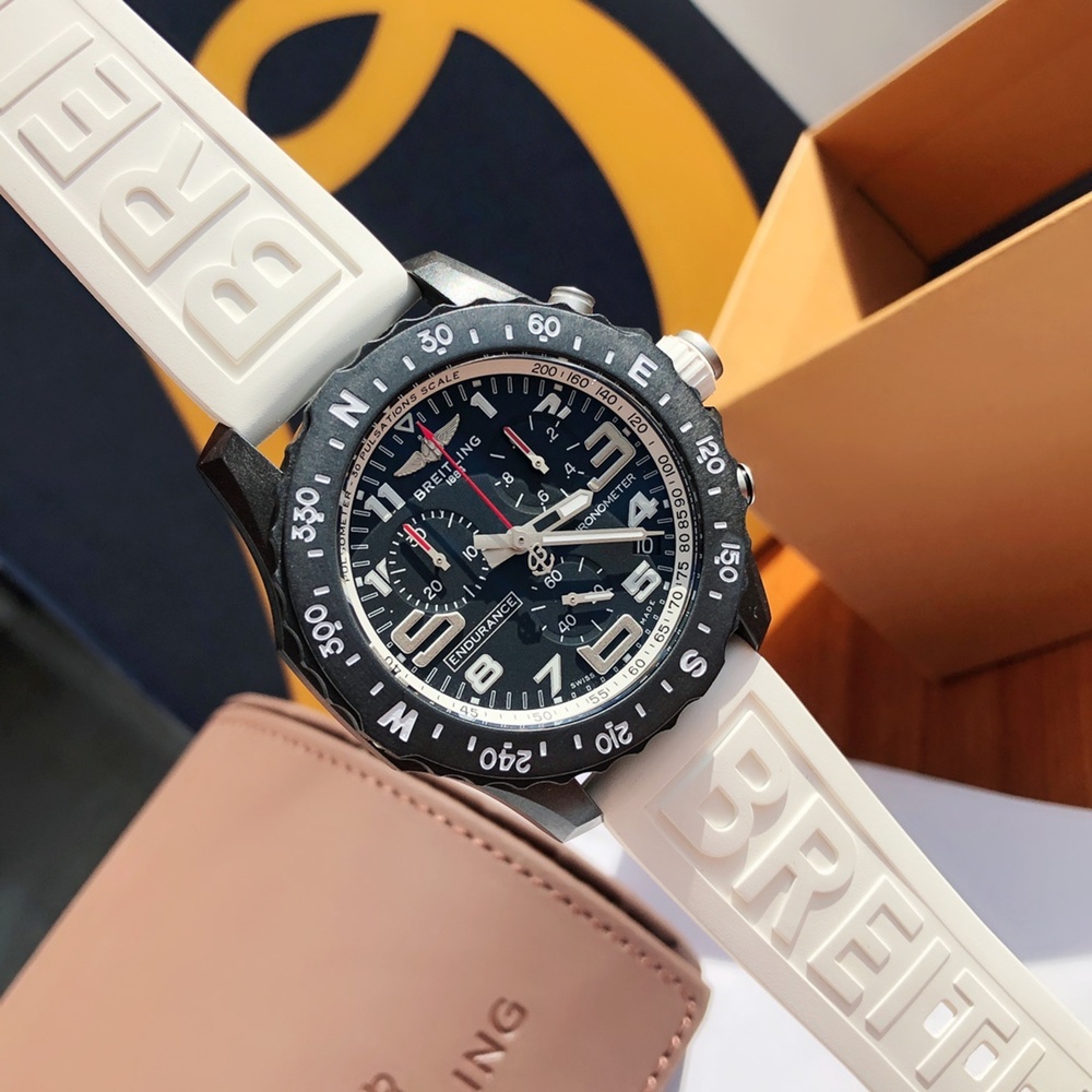 [브라이틀링] Breitling Avenger Chronograph 45mm - 브라이틀링 어벤져 크로노그래프 43/45mm