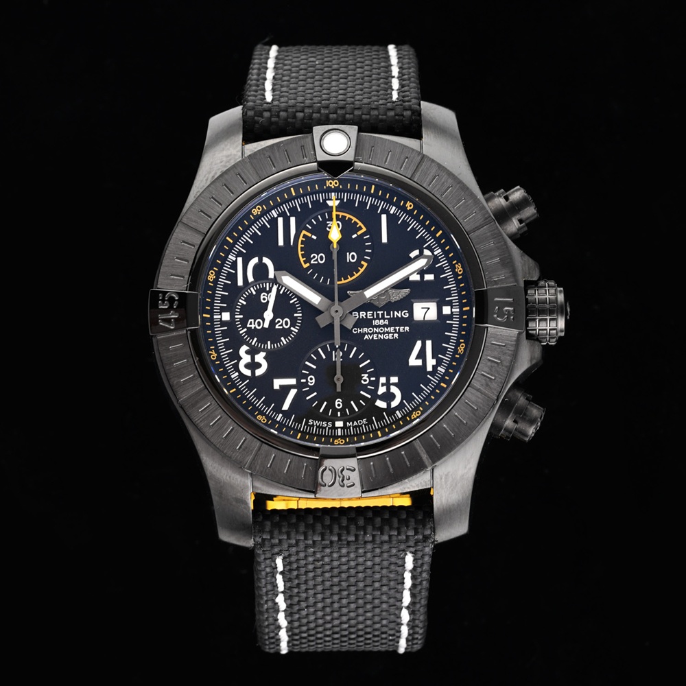 [브라이틀링] Breitling Avenger Chronograph 45mm - 브라이틀링 어벤져 크로노그래프 43/45mm