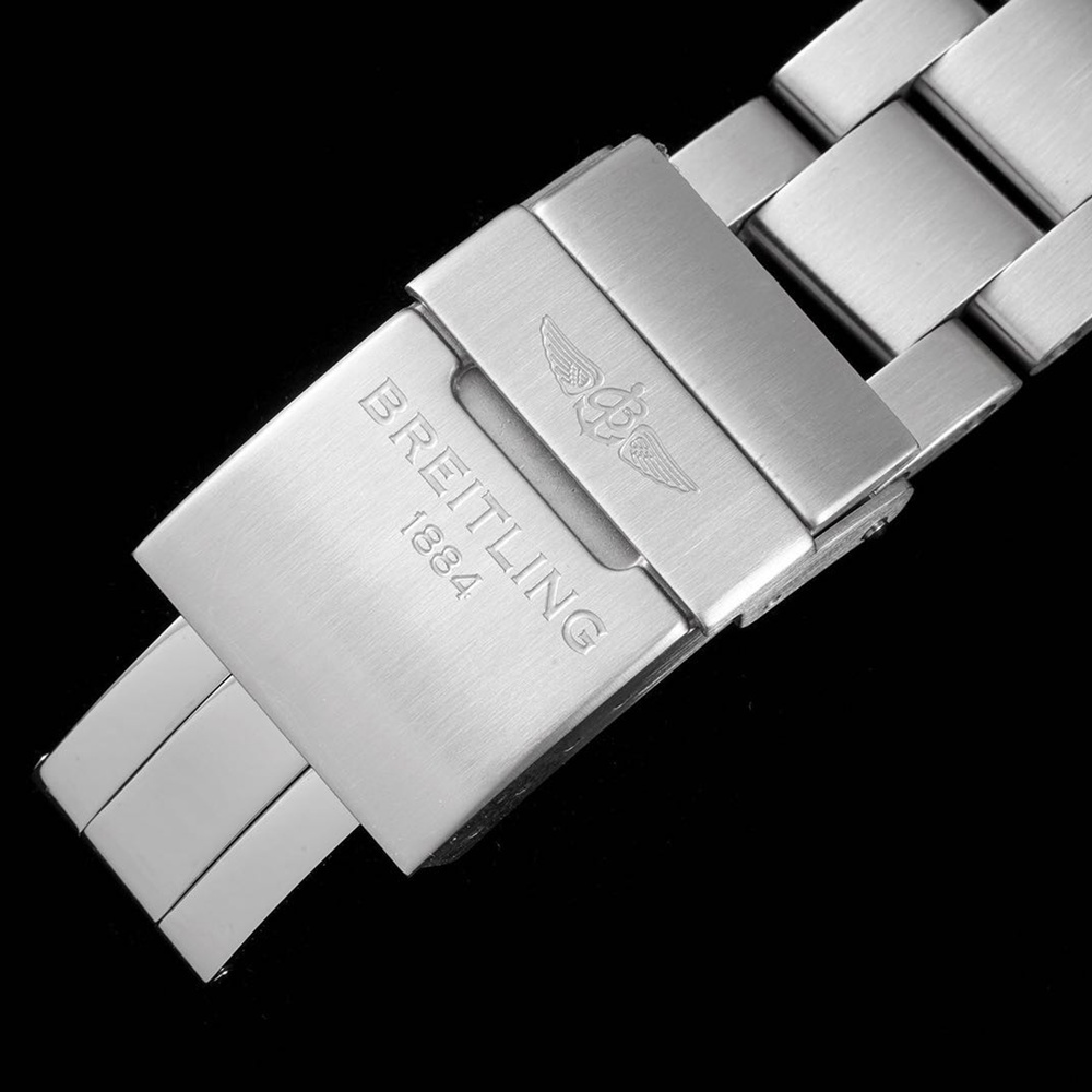 [브라이틀링] Breitling Avenger Chronograph 45mm - 브라이틀링 어벤져 크로노그래프 43/45mm