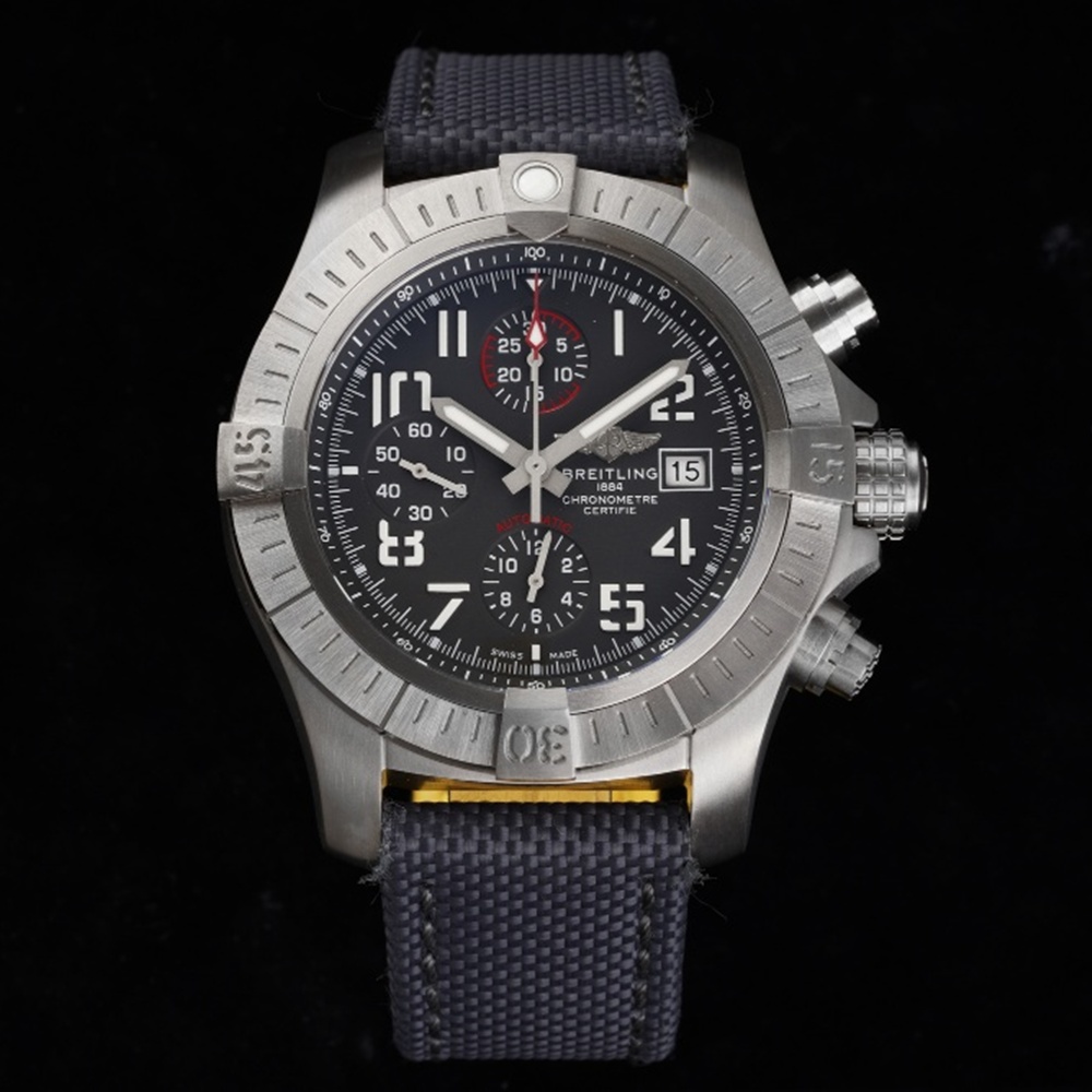 [브라이틀링] Breitling Avenger Chronograph 45mm - 브라이틀링 어벤져 크로노그래프 43/45mm