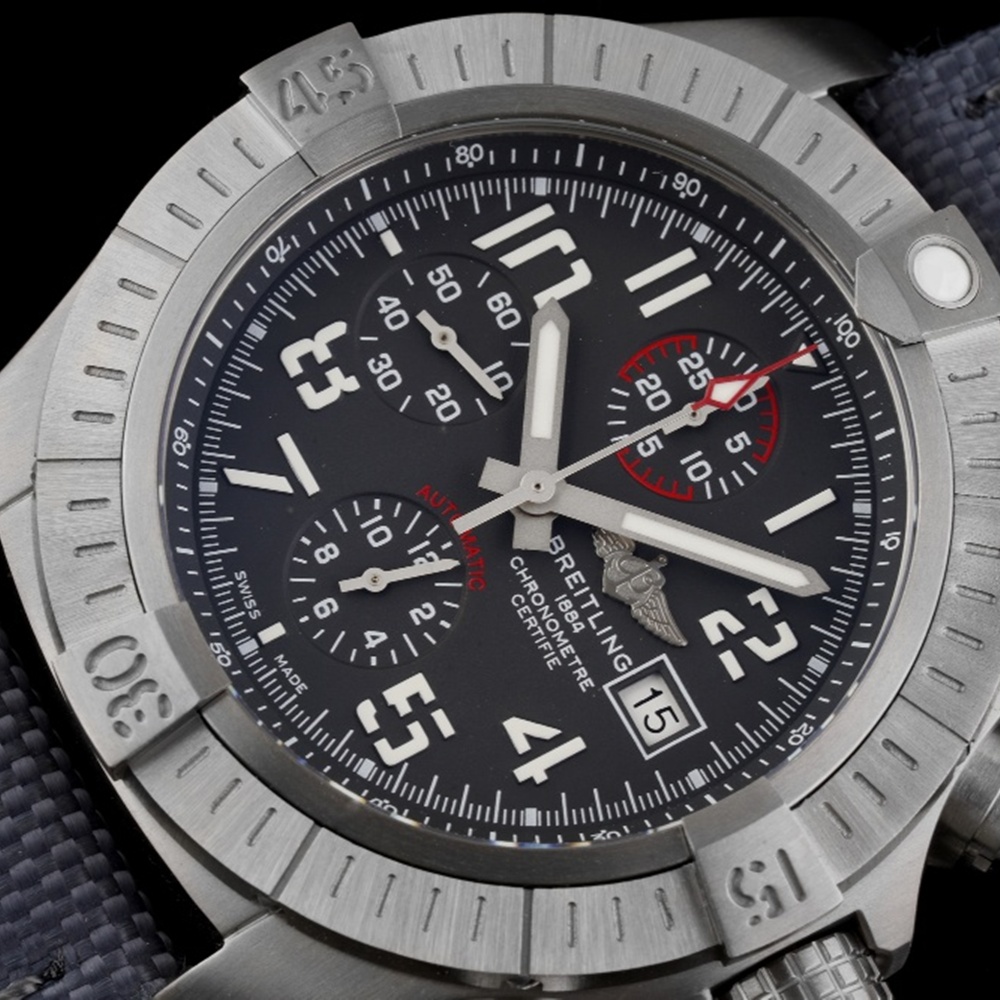 [브라이틀링] Breitling Avenger Chronograph 45mm - 브라이틀링 어벤져 크로노그래프 43/45mm