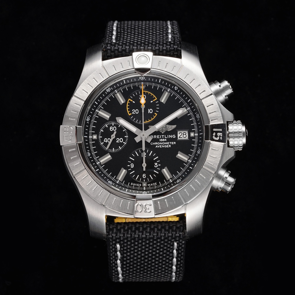 [브라이틀링] Breitling Avenger Chronograph 45mm - 브라이틀링 어벤져 크로노그래프 43/45mm