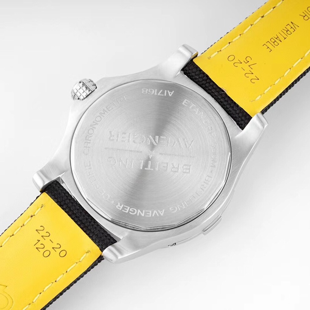 [브라이틀링] Breitling Avenger Chronograph 45mm - 브라이틀링 어벤져 크로노그래프 43/45mm