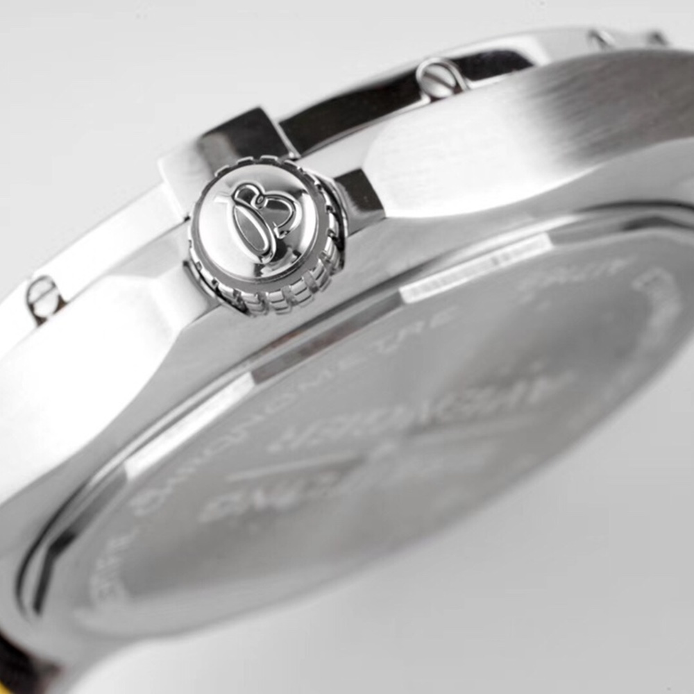 [브라이틀링] Breitling Avenger Chronograph 45mm - 브라이틀링 어벤져 크로노그래프 43/45mm