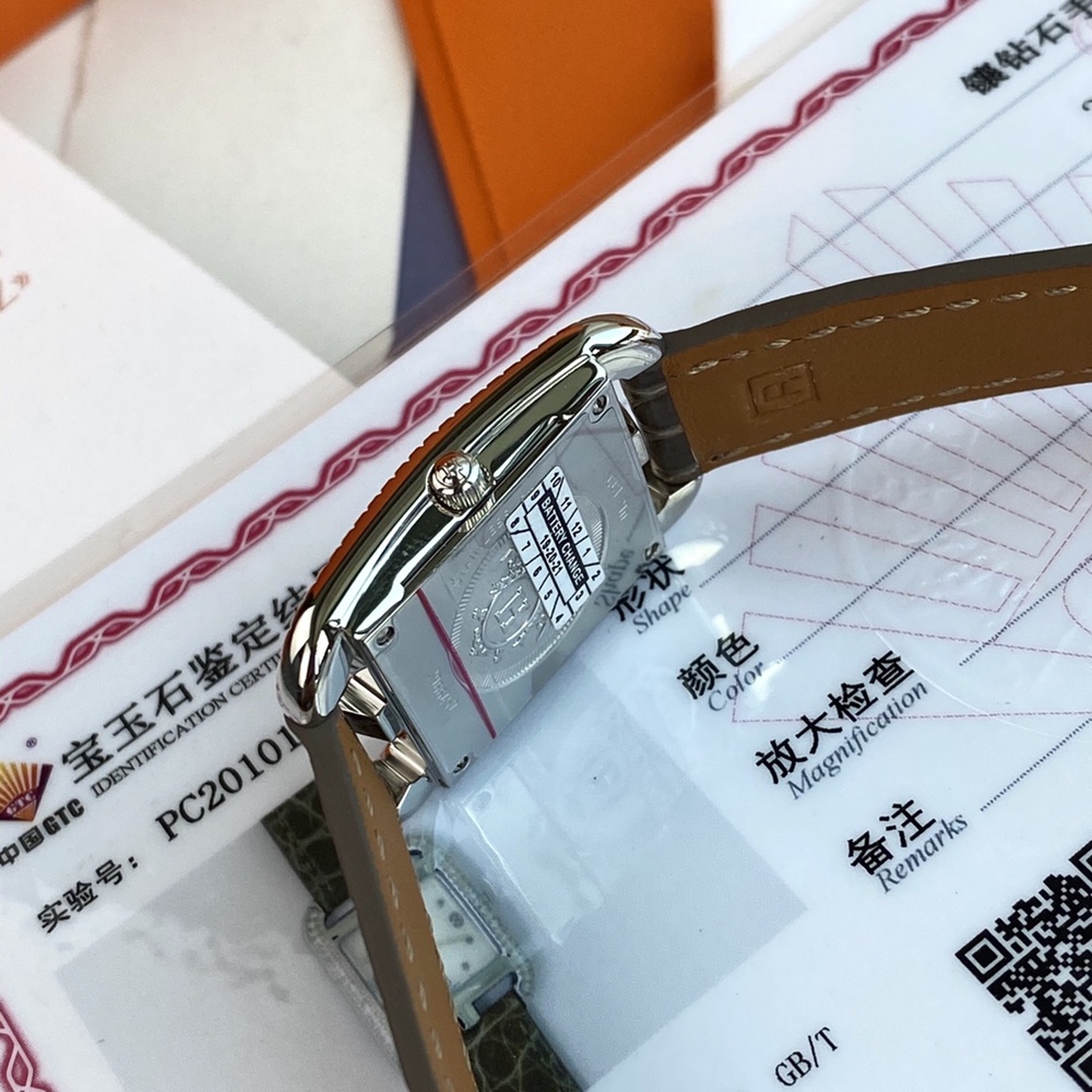 [HERMES] Hermes Cape Cod CC1.232 - 에르메스 케이프코드 23x23mm