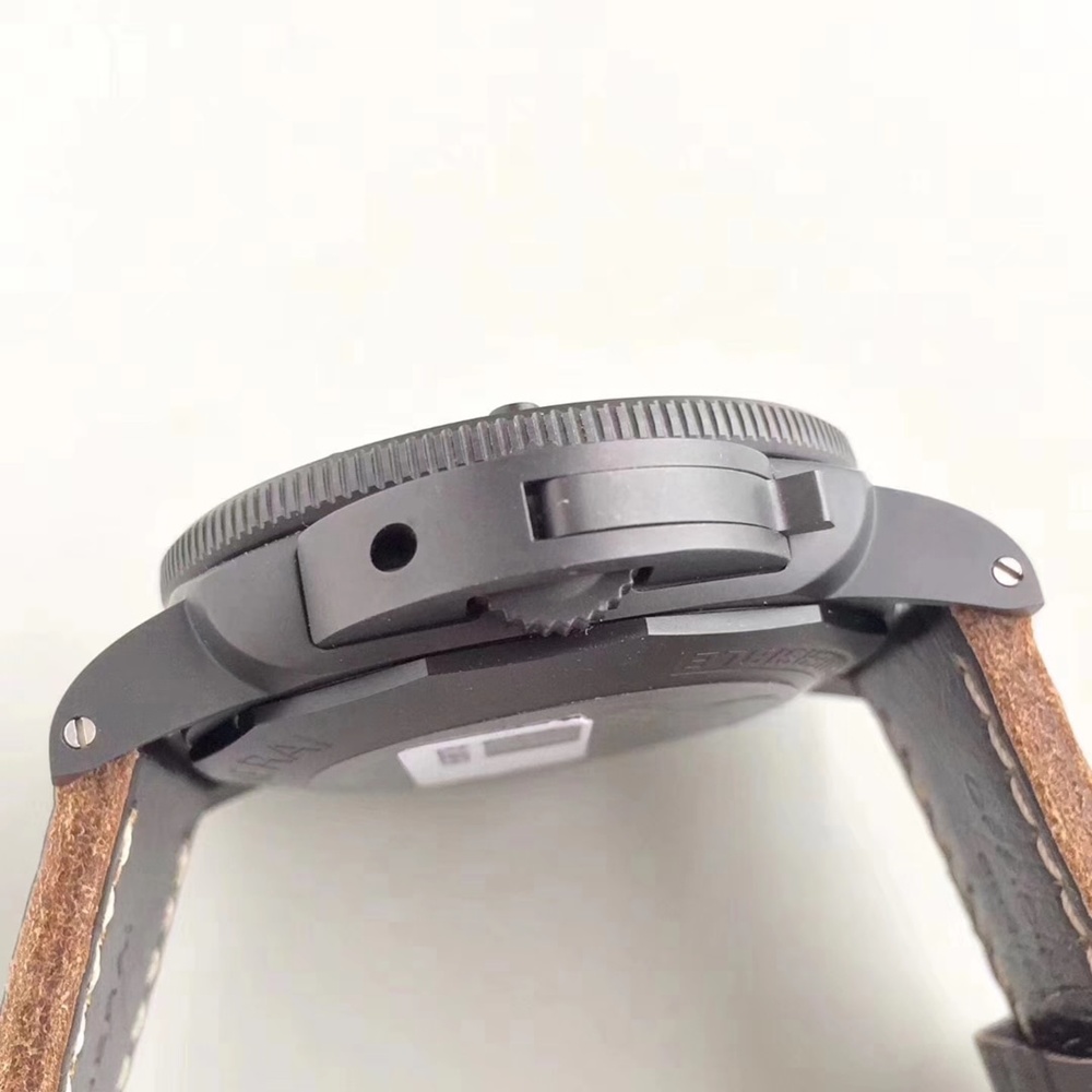 [파네라이] 루미노르 섭머저블 오토메틱 Luminor Submersible Automatic 44mm