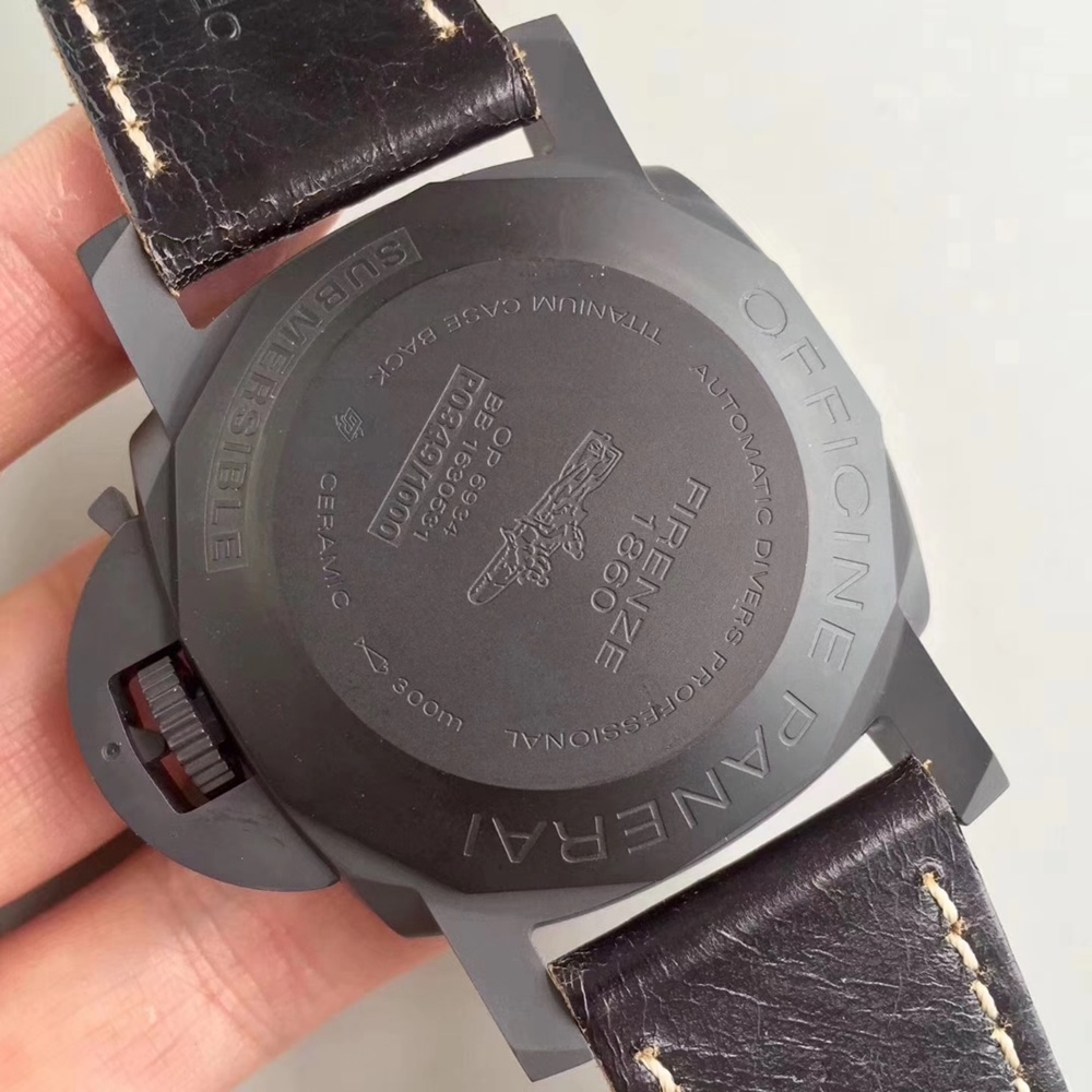 [파네라이] 루미노르 섭머저블 오토메틱 Luminor Submersible Automatic 44mm