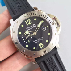 [파네라이] 루미노르 섭머저블 오토메틱 Luminor Submersible Automatic 44mm