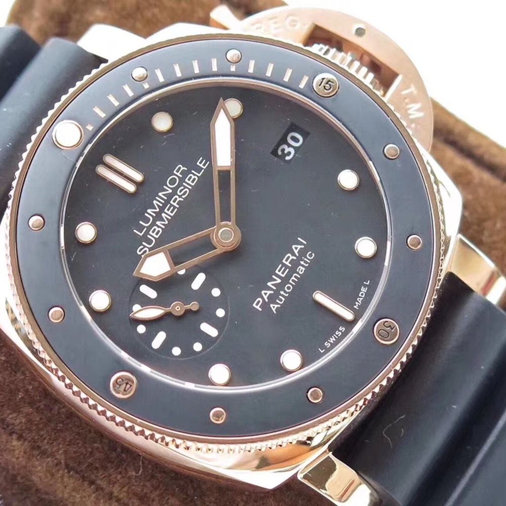 [파네라이] 루미노르 섭머저블 오토메틱 Luminor Submersible Automatic 44mm