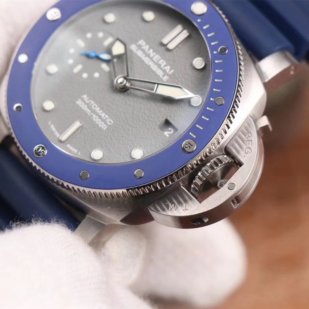 [파네라이] 루미노르 섭머저블 오토메틱 Luminor Submersible Automatic 44mm
