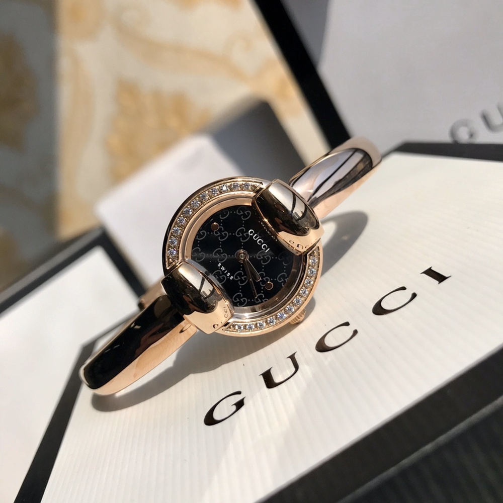 [구찌] GUCCI G LOGO YA141505 팔찌형 쿼츠 27mm