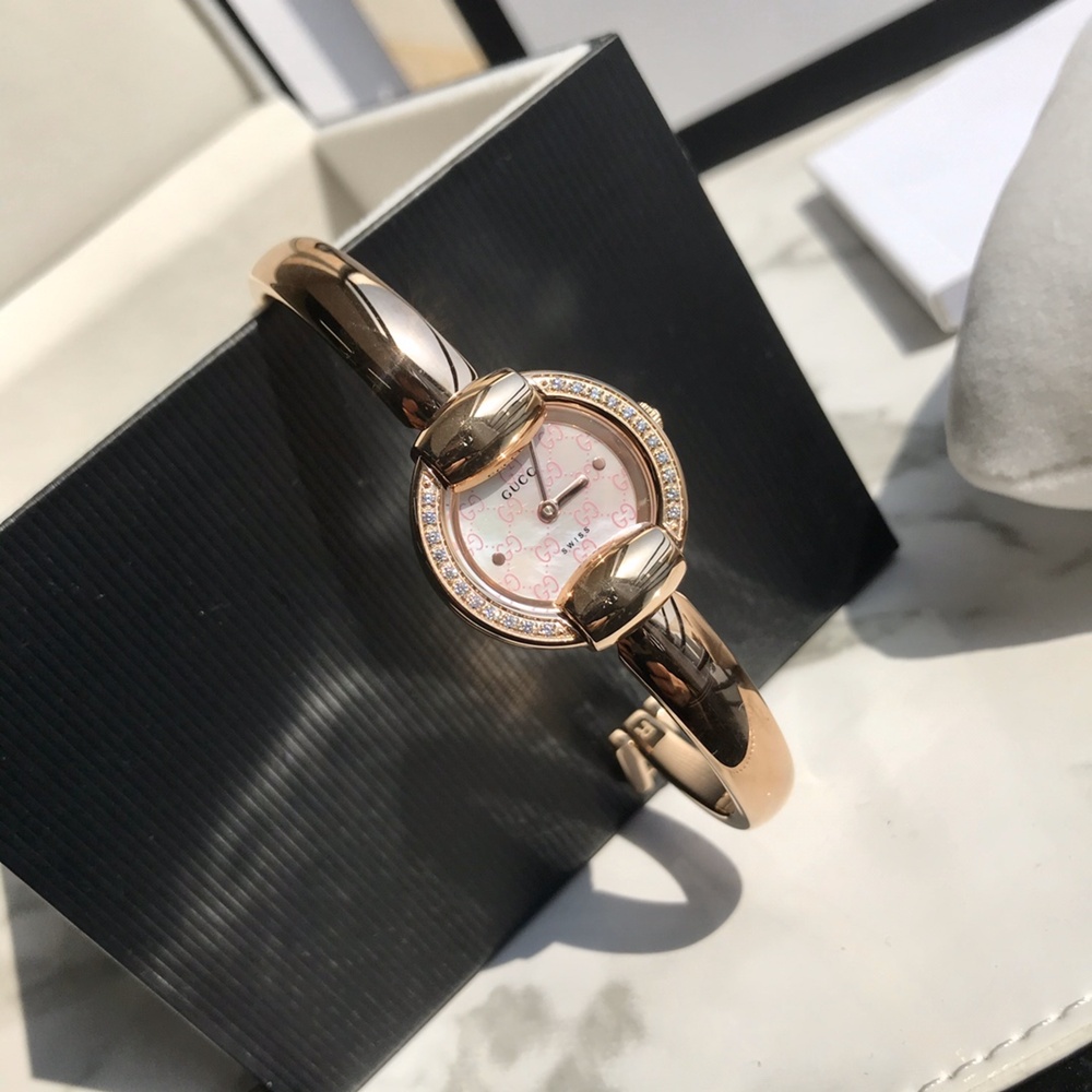 [구찌] GUCCI G LOGO YA141505 팔찌형 쿼츠 27mm