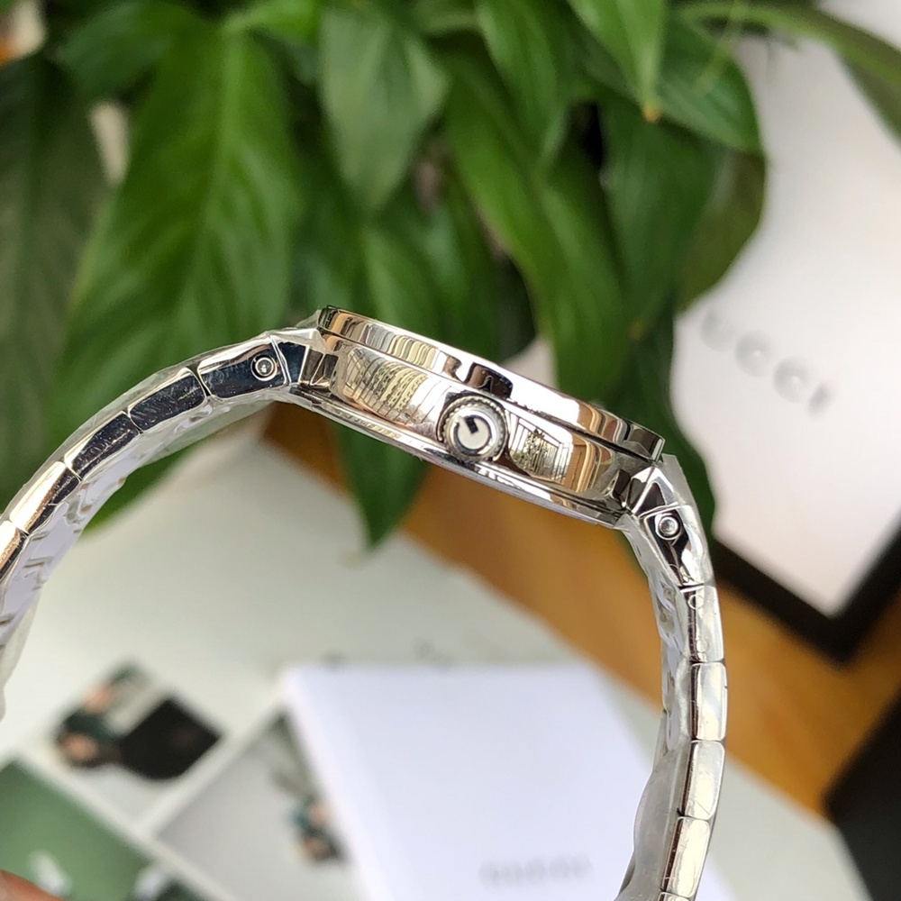 [구찌] GUCCI YA133515 29mm 구찌 인터락킹 쿼츠