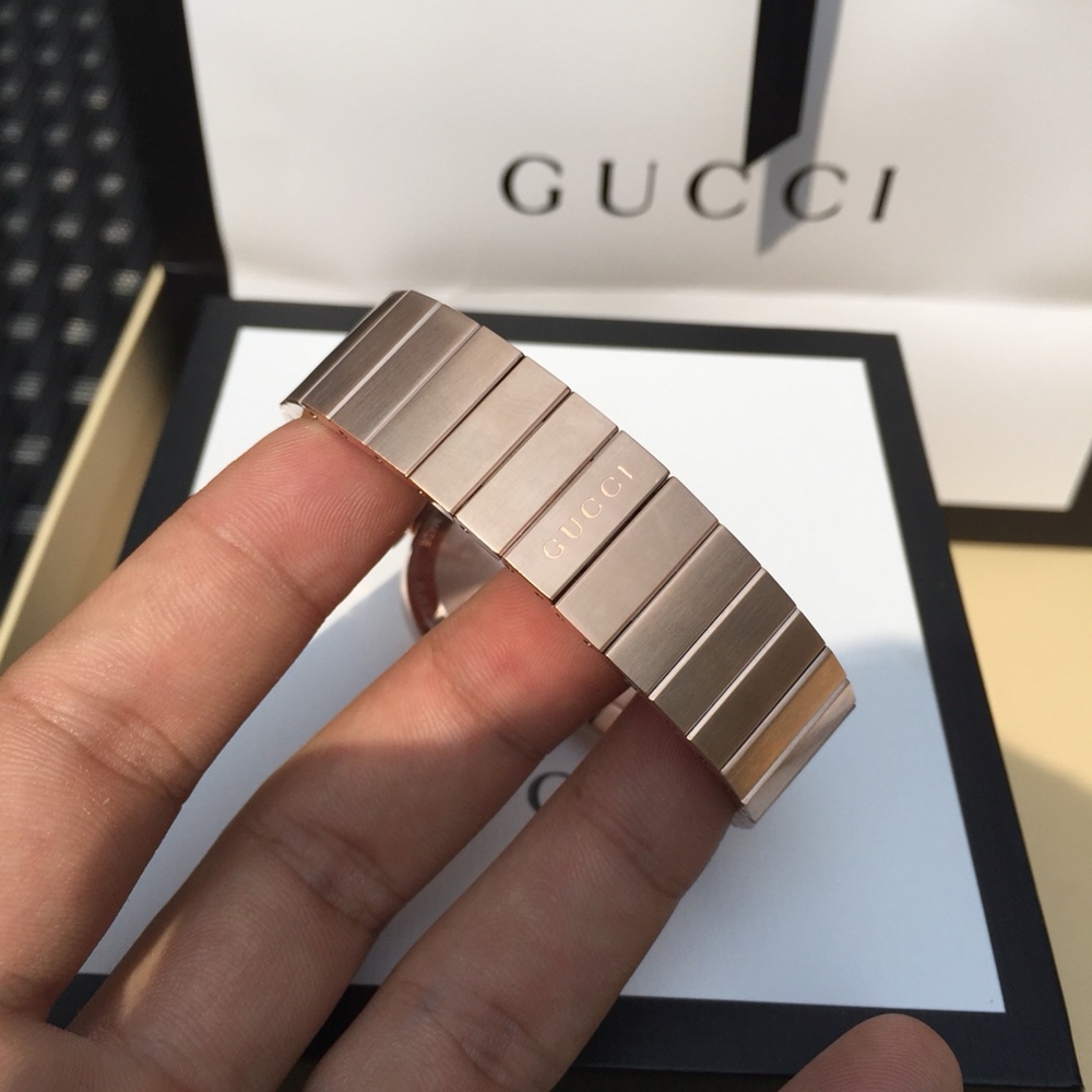 [구찌] GUCCI YA133515 29mm 구찌 인터락킹 쿼츠