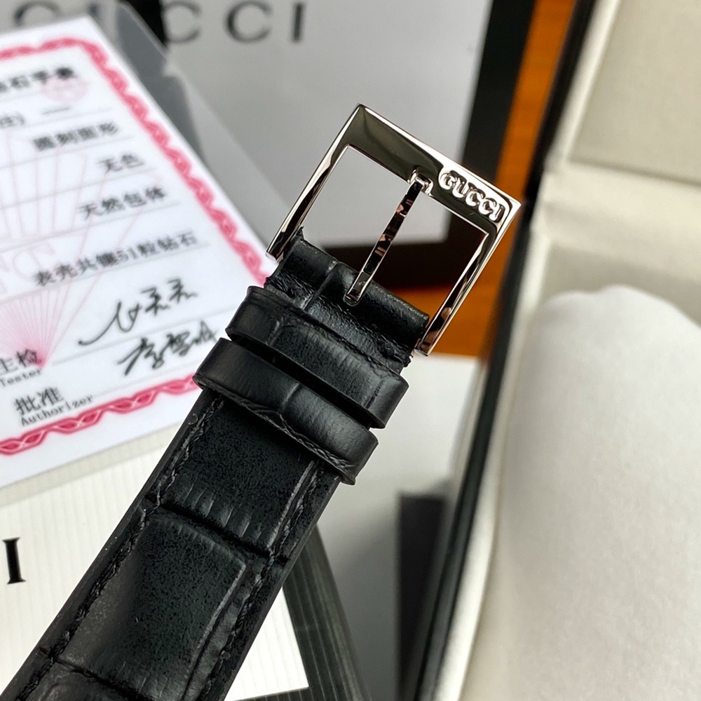 [구찌] GUCCI YA133515 29mm 구찌 인터락킹 쿼츠