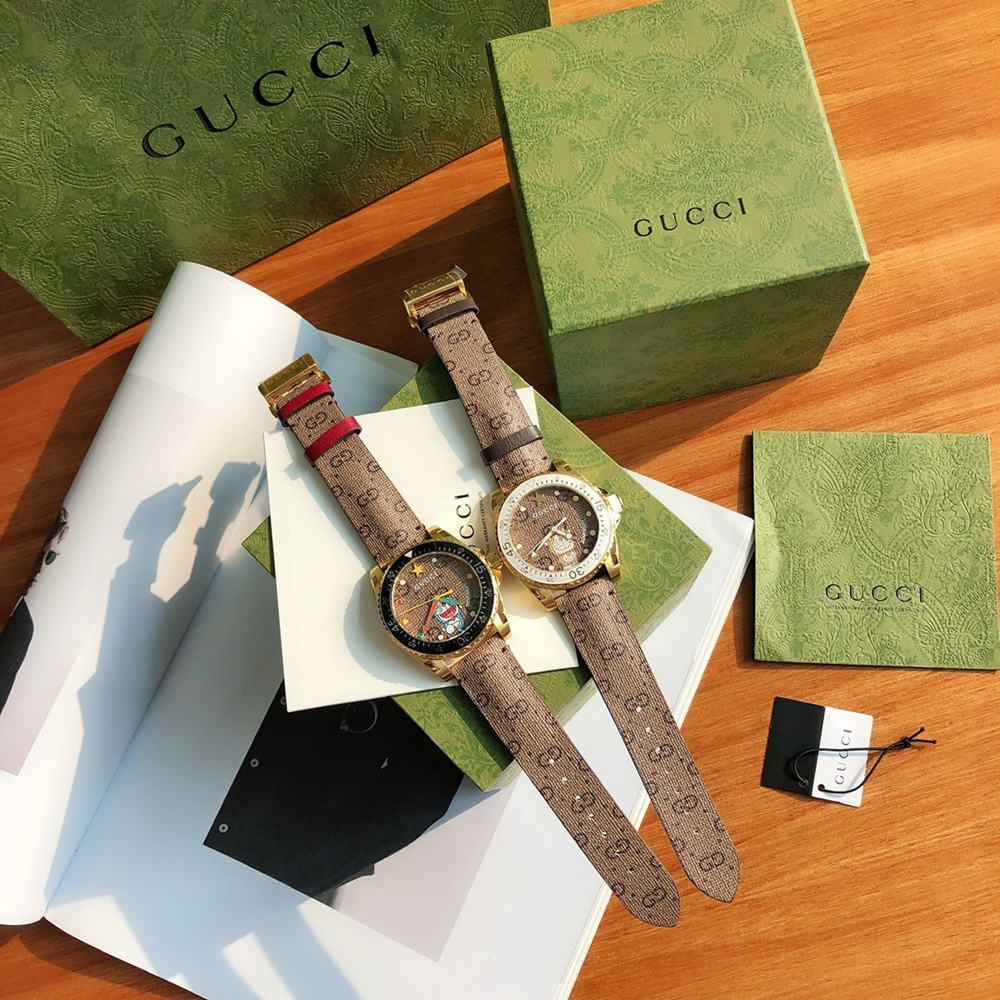 [구찌] GUCCI 구찌시계 GG 도라에몽 YA1264038A 40mm 쿼츠
