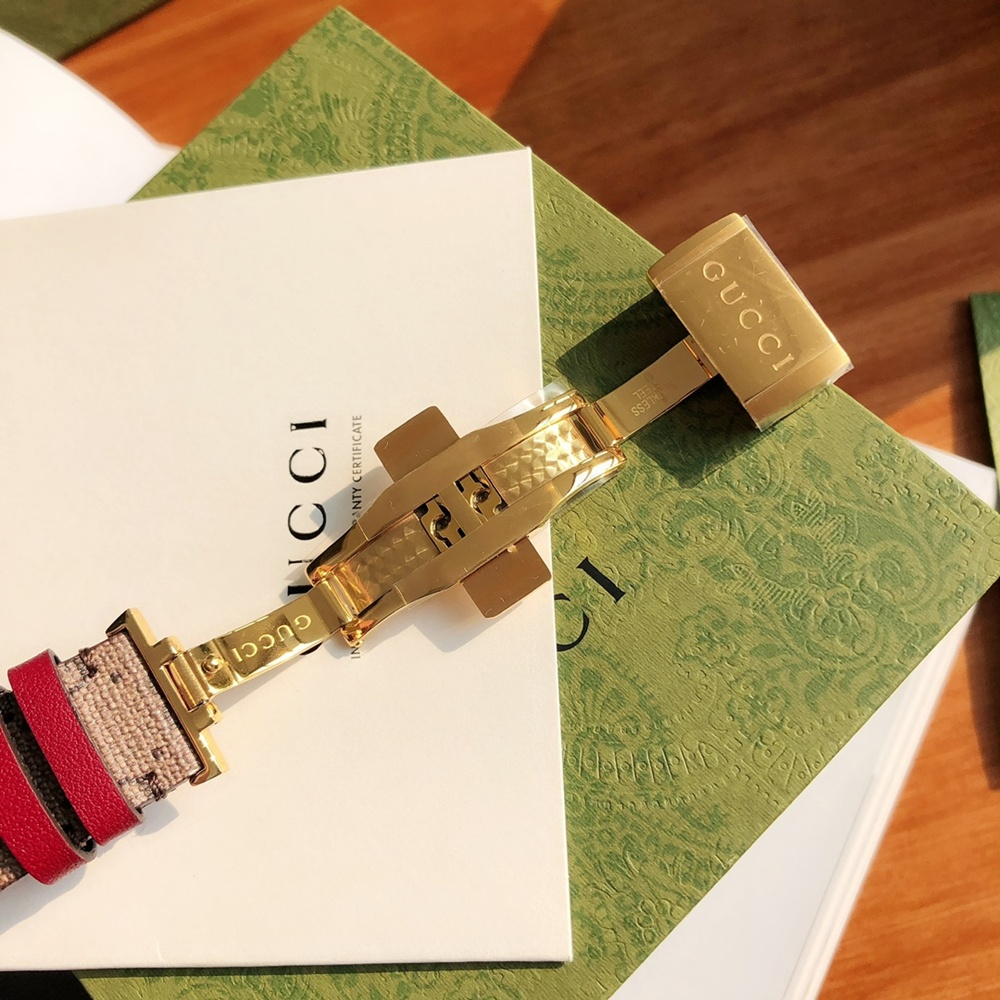 [구찌] GUCCI 구찌시계 GG 도라에몽 YA1264038A 40mm 쿼츠