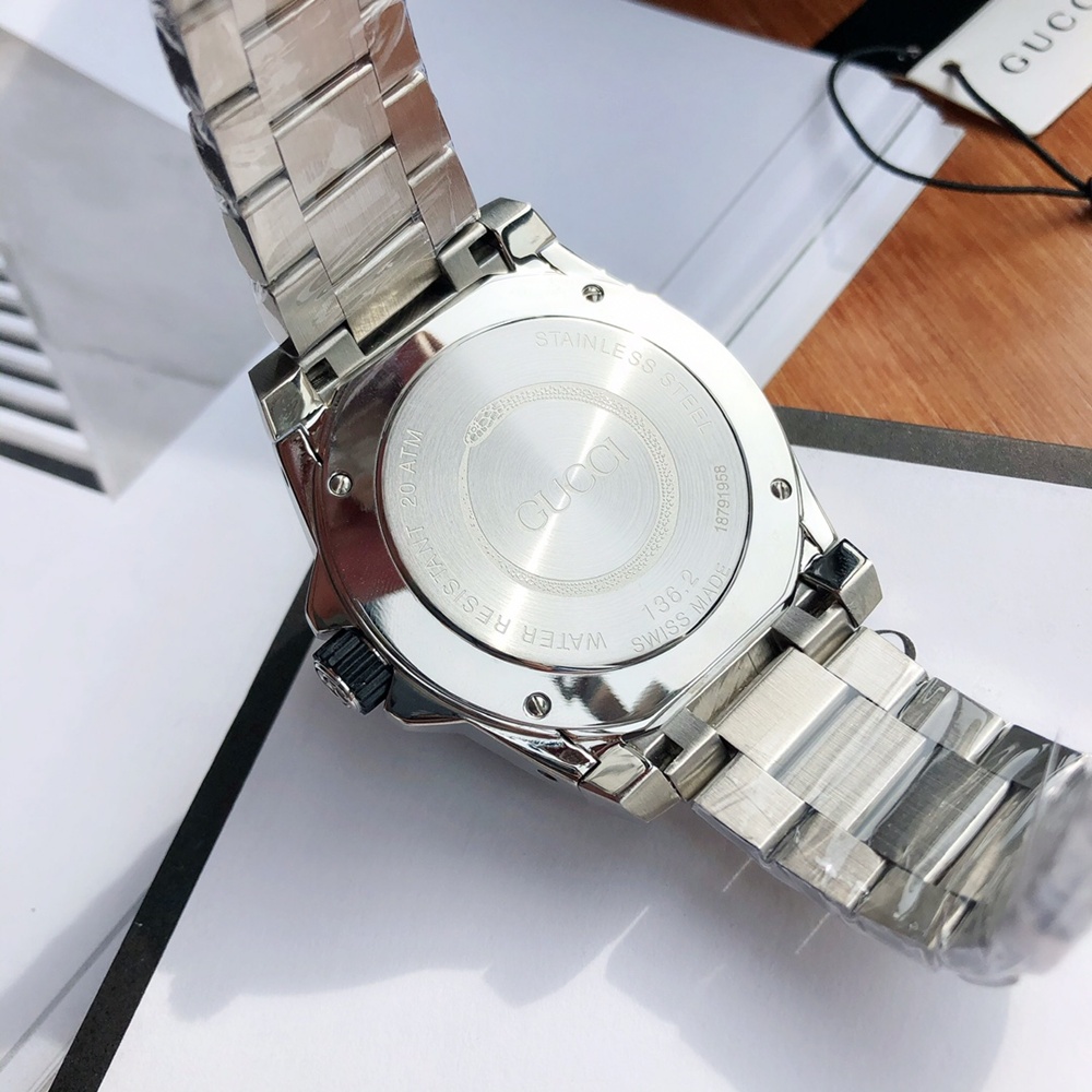 [구찌] GUCCI 다이브 워치 YA136203 쿼츠 40mm