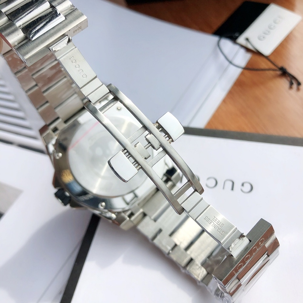 [구찌] GUCCI 다이브 워치 YA136203 쿼츠 40mm