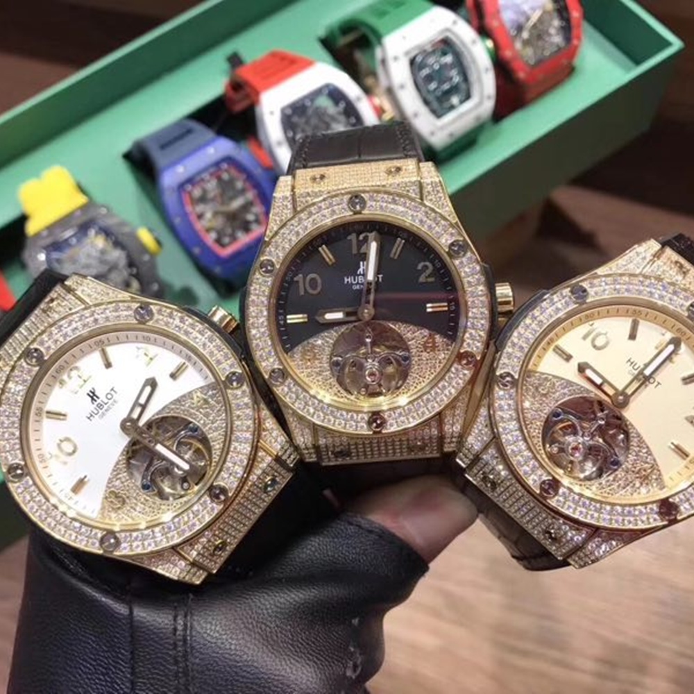 [위블로]  HUBLOT CLASSIC FUSION AEROFUSION MOONPHASE REF. 517.CX.0170 - 위블로 클래식 퓨전 에어로퓨전 문페이즈 33/38/42/45mm