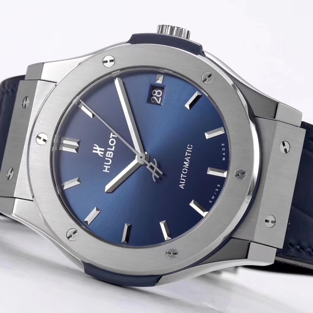 [위블로]  HUBLOT CLASSIC FUSION AEROFUSION MOONPHASE REF. 517.CX.0170 - 위블로 클래식 퓨전 에어로퓨전 문페이즈 33/38/42/45mm