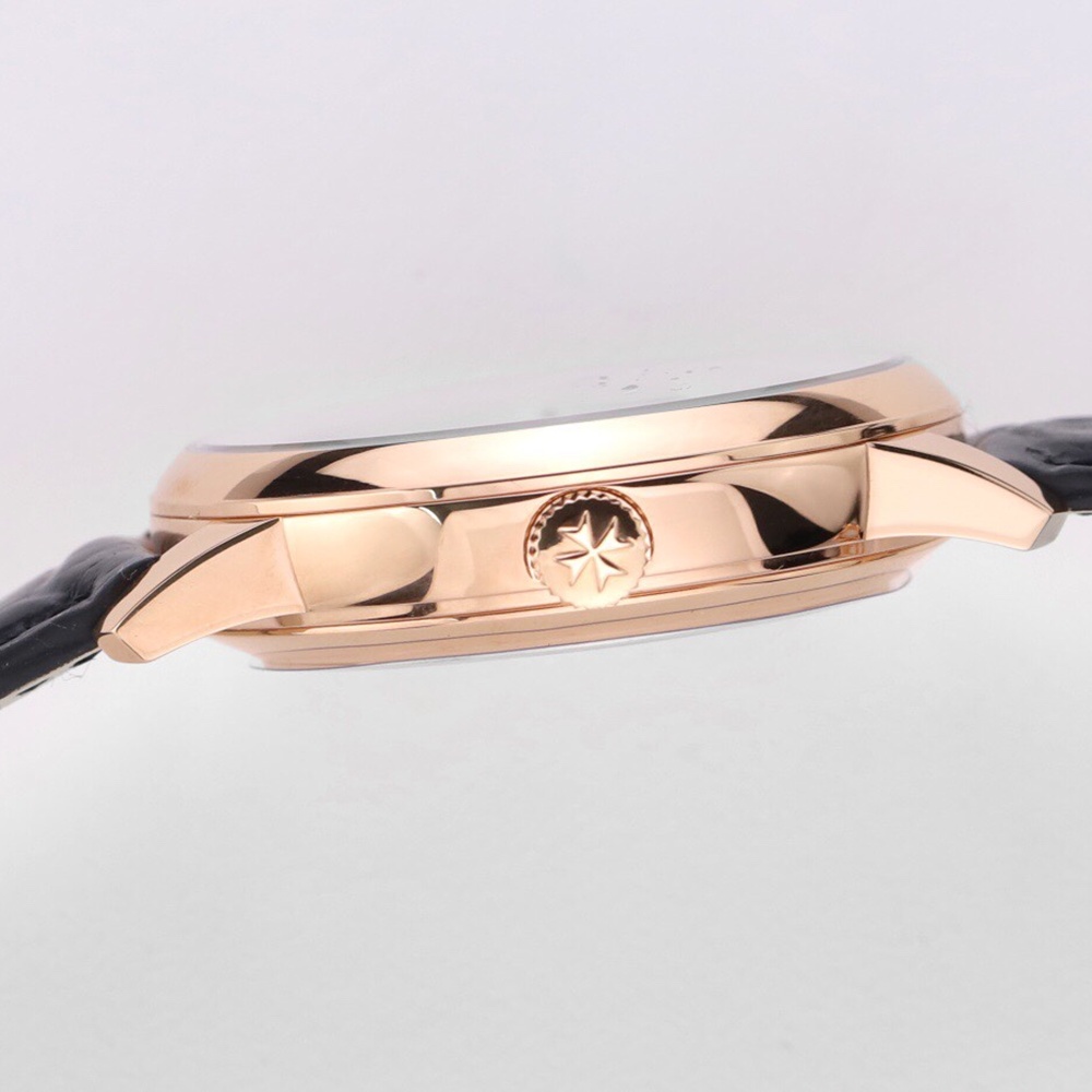 [바쉐론콘스탄틴] Vacheron Constantin OVERSEAS 셀프 와인딩 제네바 씰 2305V100A-B078  칼리버 5300 37mm